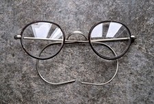 ***ANTIKE BRILLE*FLEXIBLE