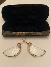 FEINE ANTIKE BRILLE KNEIFER