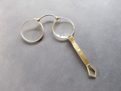 Binokel lorgnon lorgnette - -lorgnon, -lorgnette