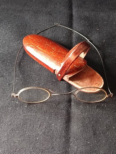 Antike brille ovales modell - antike,