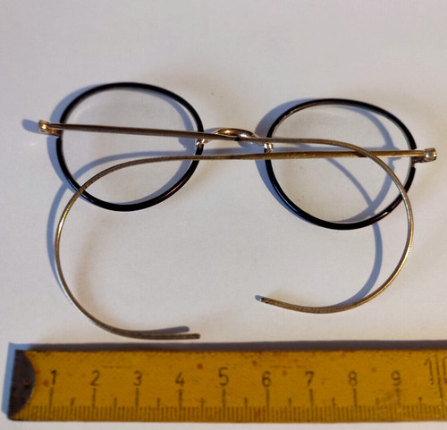 Alte kleine nickelbrille - alte,